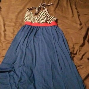 Stylish maxi dress 🔥